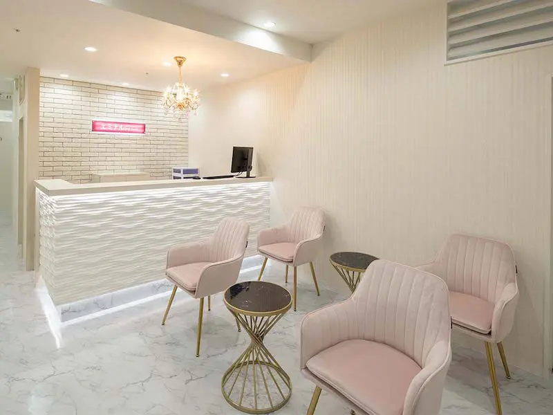 エミナルクリニック新宿西口院の院写真