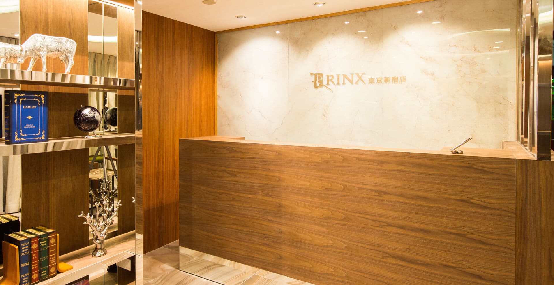 【新宿店】|メンズ脱毛・ヒゲ脱毛なら男性脱毛専門店RINX(リンクス) 店内写真