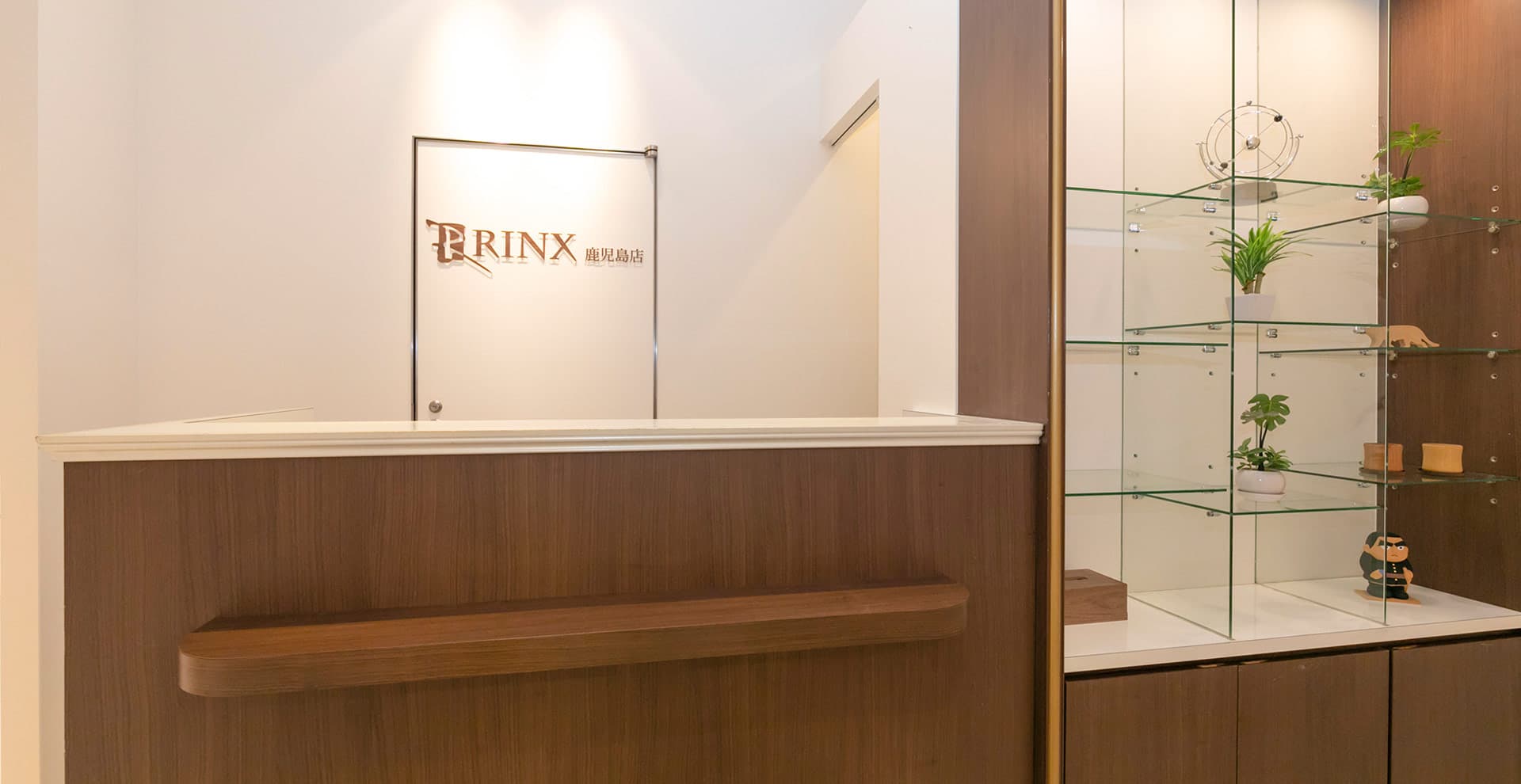 【鹿児島店】｜メンズ脱毛・ヒゲ脱毛なら男性脱毛専門店RINX（リンクス） 店内写真