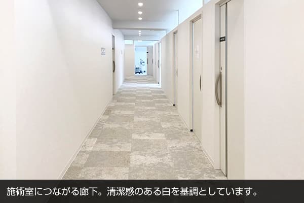 メンズリゼ広島の廊下