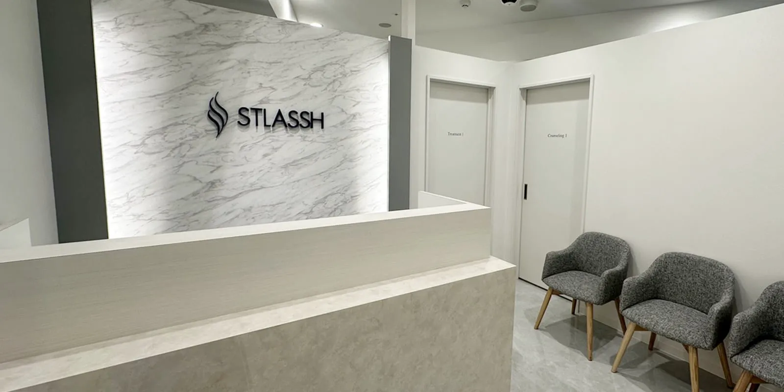 ストラッシュ 店舗画像