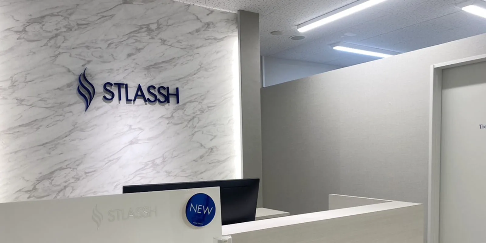 ストラッシュ 店舗画像