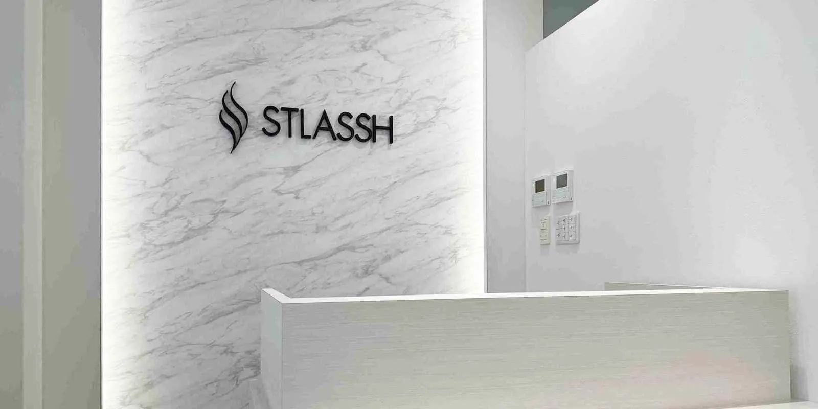 ストラッシュ 店舗画像