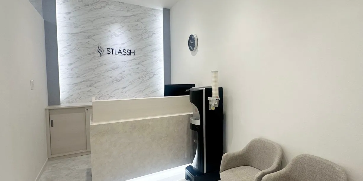 ストラッシュ 店舗画像