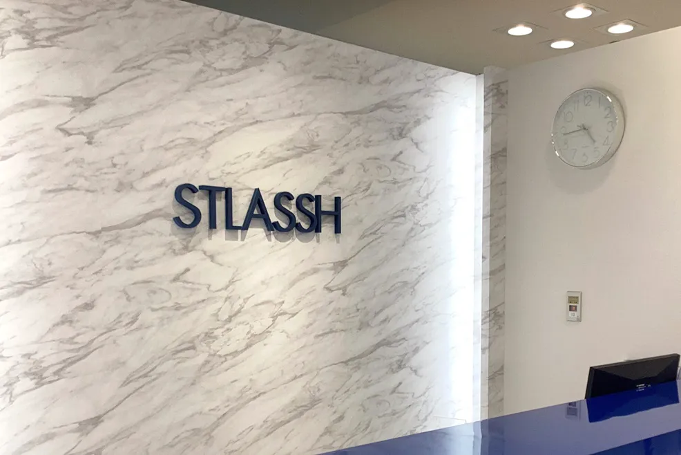 ストラッシュ 店舗画像