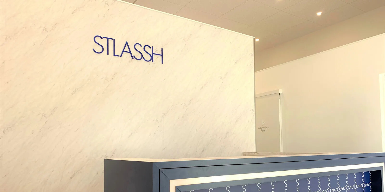 ストラッシュ 店舗画像