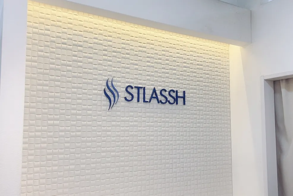 ストラッシュ 店舗画像