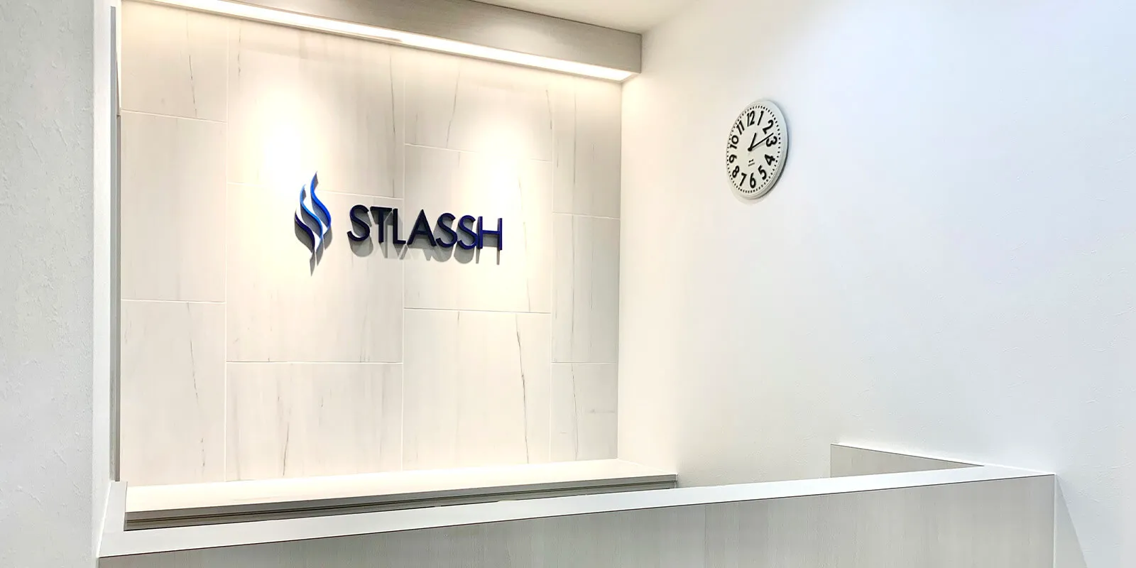 ストラッシュ 店舗画像